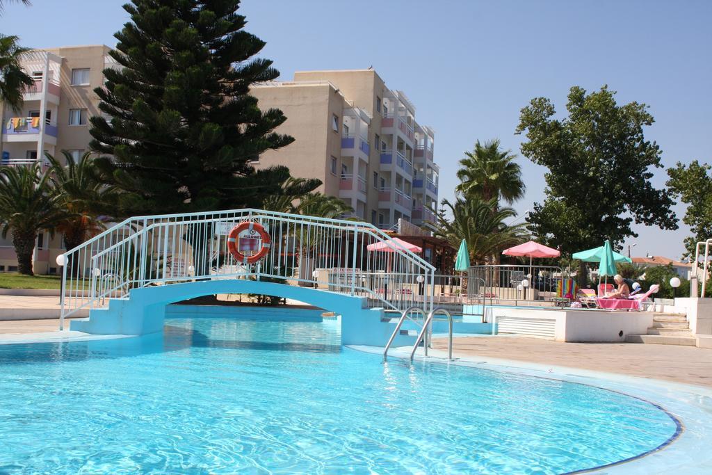 Astreas Beach Hotel Apartments Πρωταράς Εξωτερικό φωτογραφία