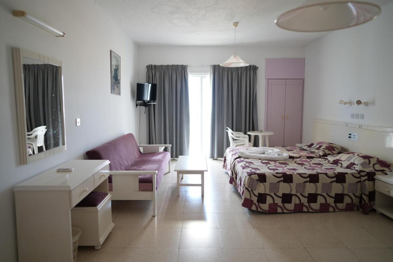 Astreas Beach Hotel Apartments Πρωταράς Εξωτερικό φωτογραφία